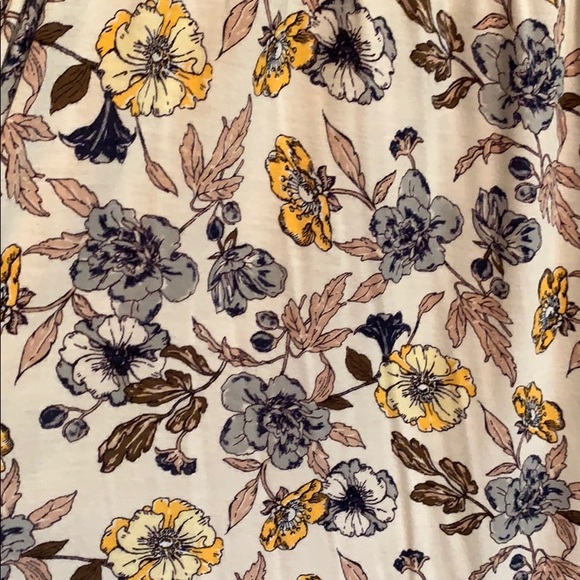 Love on a Hanger Shoulder-less Peasant Top - Picture 3 of 7